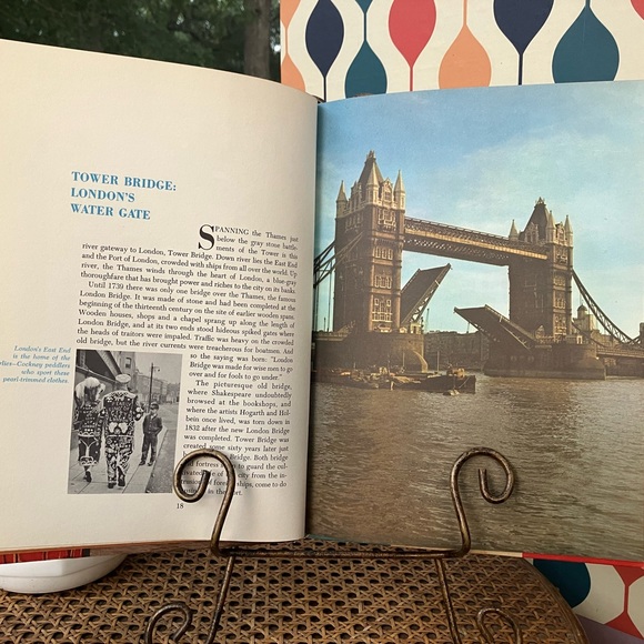1964 Let's Travel in England A Travel Press Book Fifth Printing - Picture 8 of 11